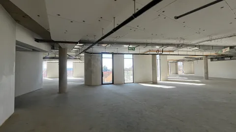 52 Katherine Street in Sandton has a 866m² Office Space Available To Let (8)